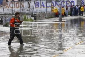 INUNDACIÓN . PUENTE NEGRO