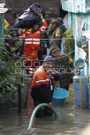 INUNDACIÓN . PUENTE NEGRO