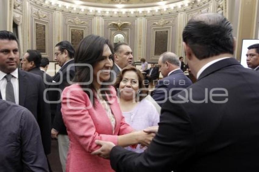 PROTESTA NUEVA COMISIONADA DE LA CAIP