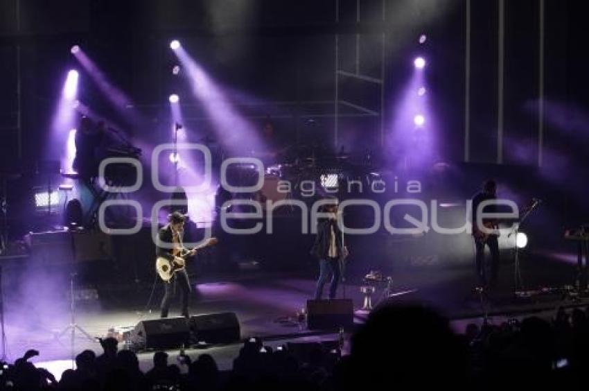 ZOE EN CONCIERTO