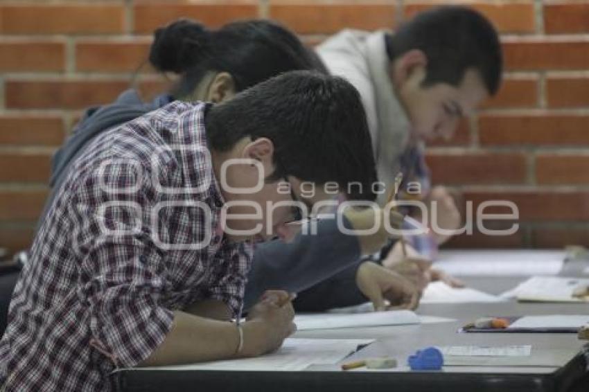 BUAP . EXAMEN DE ADMISIÓN