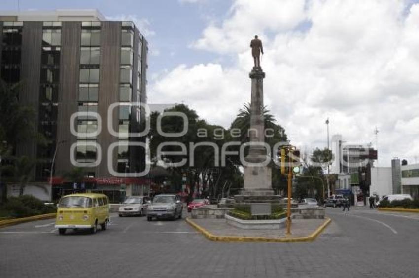 AVENIDA JUÁREZ