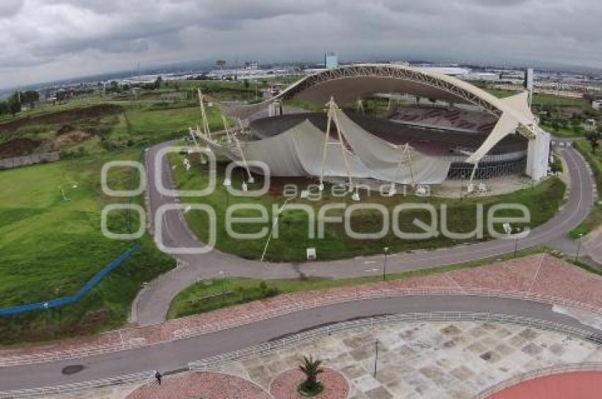 CAE TECHO DEL VELÓDROMO