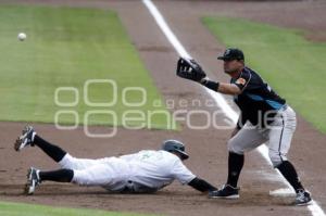 BEISBOL. PERICOS VS SARAPEROS