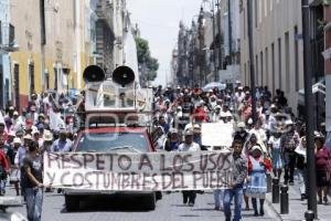 MANIFESTACIÓN CANOA