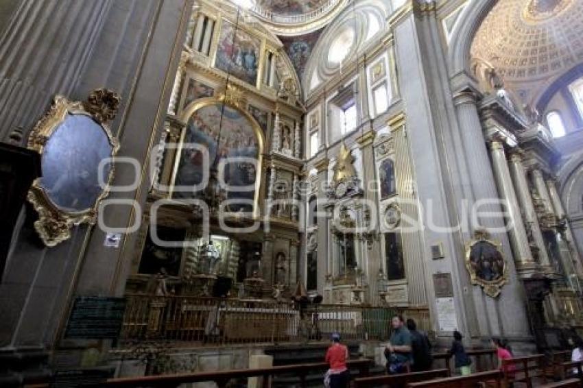 CATEDRAL . EL ALTAR DE LOS REYES