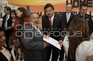 SNTE ENTREGA RECONOCIMIENTOS