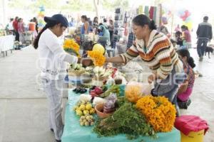 INAUGURAN MERCADO EN CHALMA