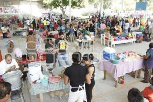 INAUGURAN MERCADO EN CHALMA