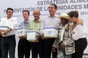 ENTREGA DE UNIDADES MÓVILES ALIMENTARIAS