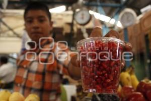 INGREDIENTES CHILES EN NOGADA