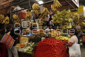 INGREDIENTES CHILES EN NOGADA