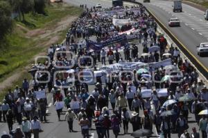 MEGA MARCHA HACIA EL DF