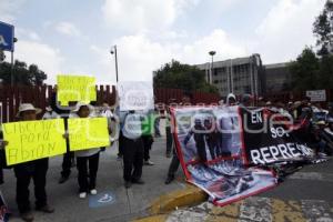 MEGA MARCHA HACIA EL DF