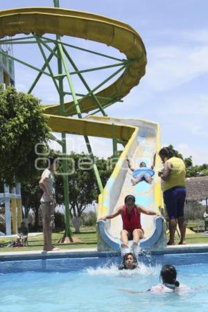 BALNEARIOS . TEHUACÁN