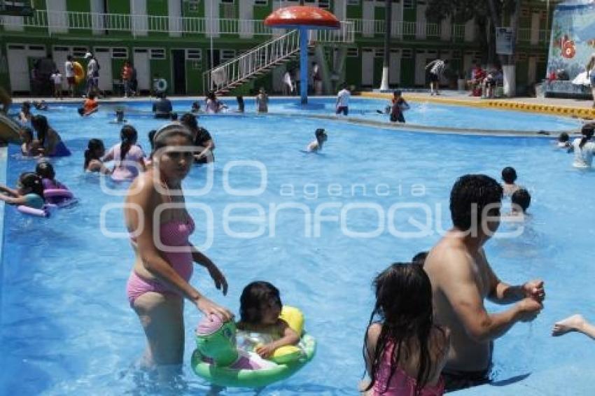 BALNEARIOS . TEHUACÁN