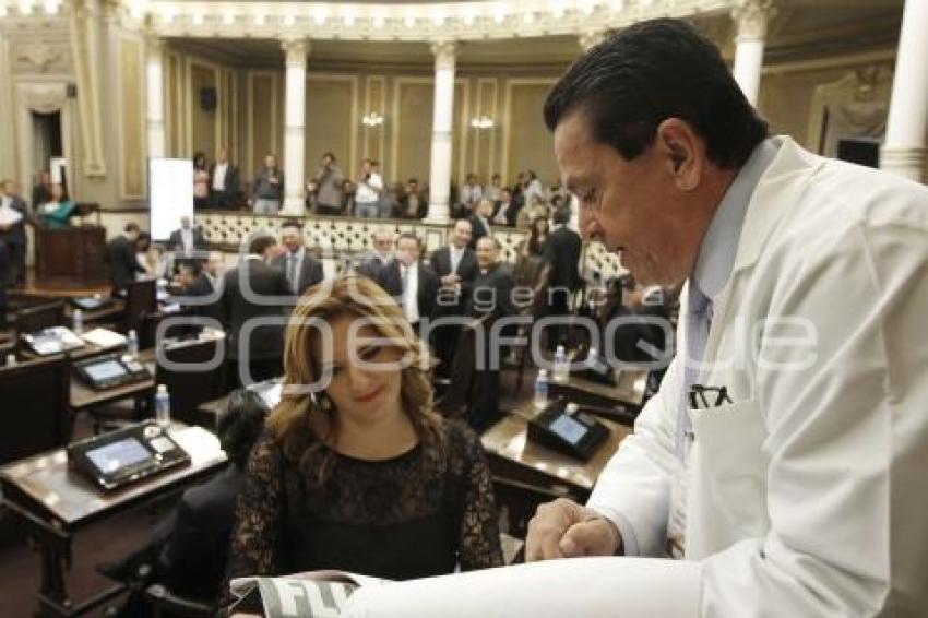 MANIFESTACIÓN SALUD . CONGRESO