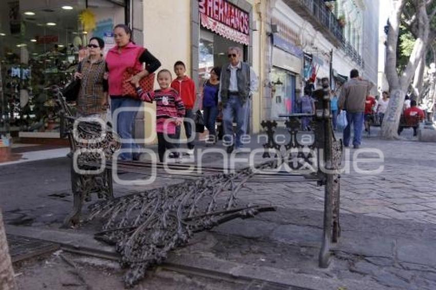 BANCAS EN MAL ESTADO