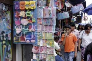 AMBULANTES . ARTÍCULOS DE PAPELERÍA