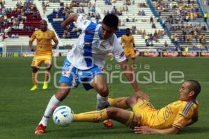 FUTBOL . PUEBLA FC VS TIGRES