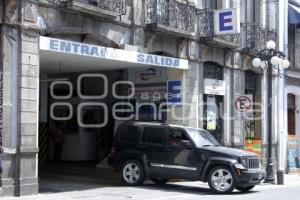 ESTACIONAMIENTOS PÚBLICOS