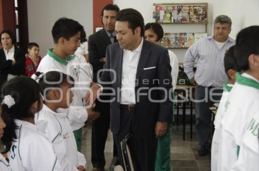 ABANDERAN SELECCIÓN IMSS PUEBLA