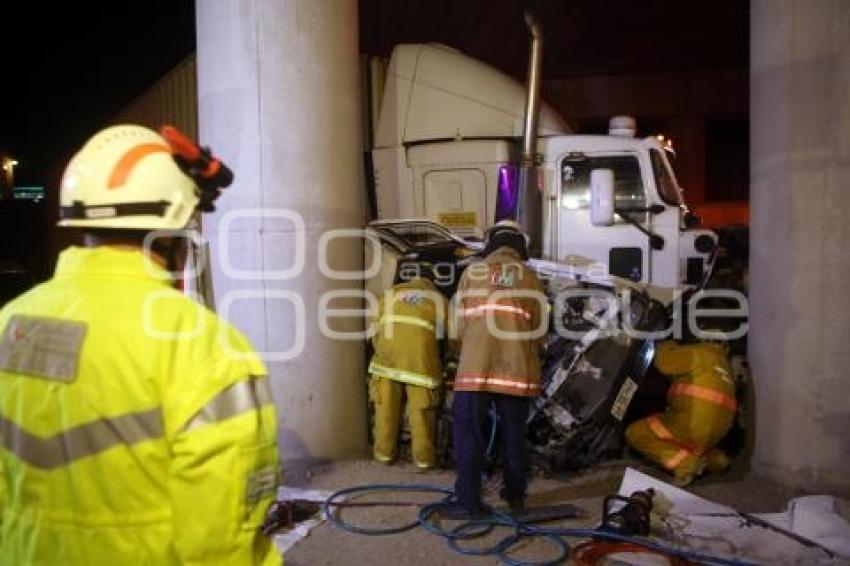 MUERE CONDUCTOR PRENSADO