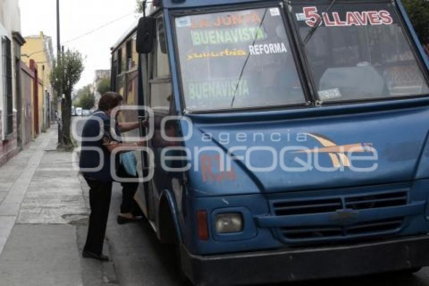 TRANSPORTE PÚBLICO . CENTRO HISTÓRICO