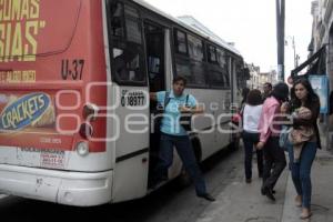 TRANSPORTE PÚBLICO . CENTRO HISTÓRICO