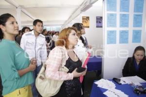 FERIA DE EMPLEO . JÓVENES