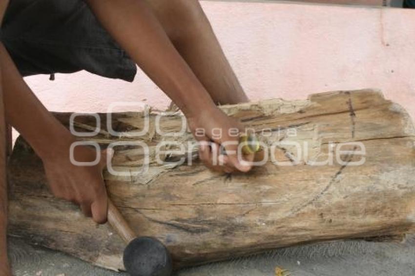 ELABORACIÓN DE MÁSCARAS DE TECUANES