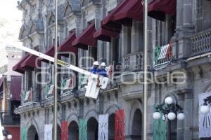 ADORNOS PATRIOS . PALACIO MUNICIPAL