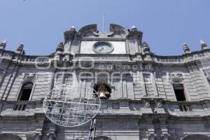 ADORNOS PATRIOS . PALACIO MUNICIPAL