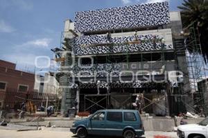 OBRA . ANTIGUA TORRE TELEFÉRICO