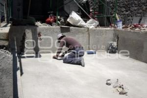 OBRA . ANTIGUA TORRE TELEFÉRICO