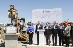 PRIMERA PIEDRA MUSEO BARROCO