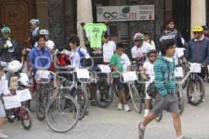 TEHUACÁN . MANIFESTACIÓN