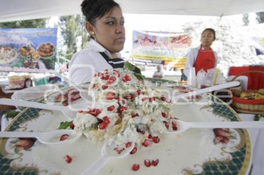 FERIA DEL CHILE EN NOGADA