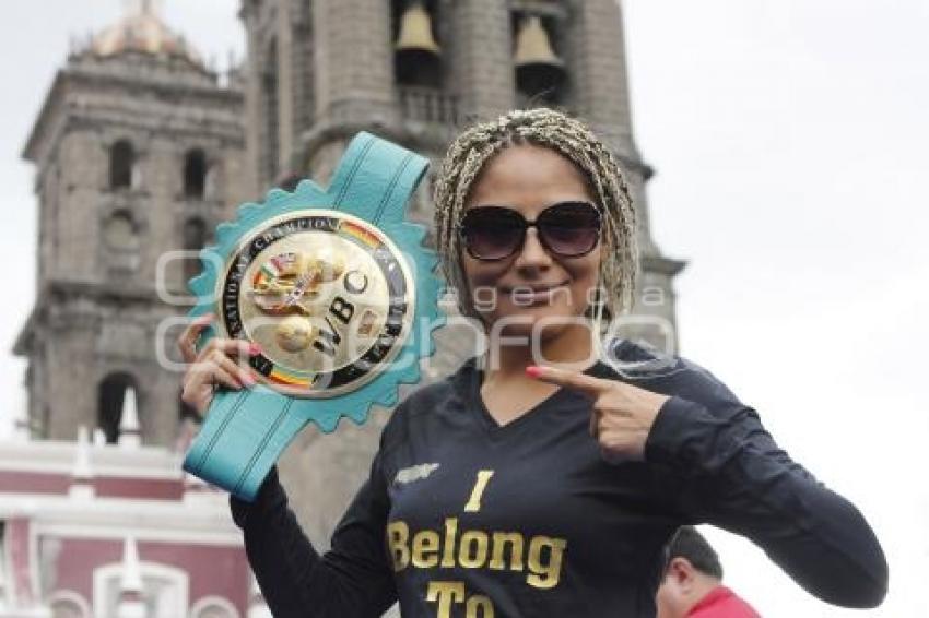 BOX . BARBY JUAREZ VS CARLA WEISS