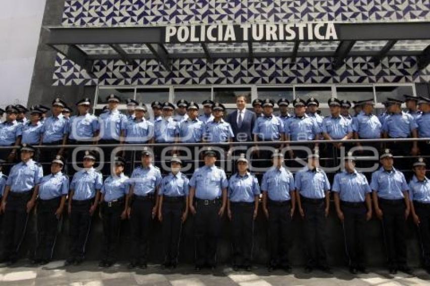 POLICÍA TURÍSTICA