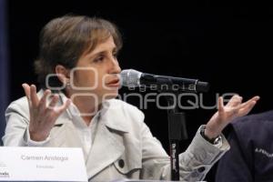 PERIODISTA . CARMEN ARISTEGUI