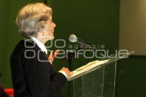 ELENA PONIATOWSKA . BUAP