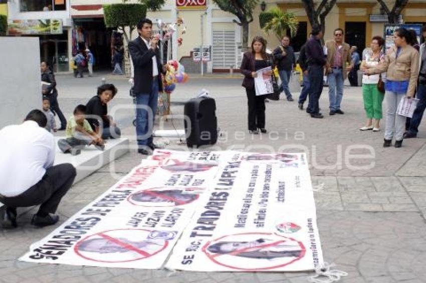 PLACA SIMBÓLICA MORENA . TEHUACÁN