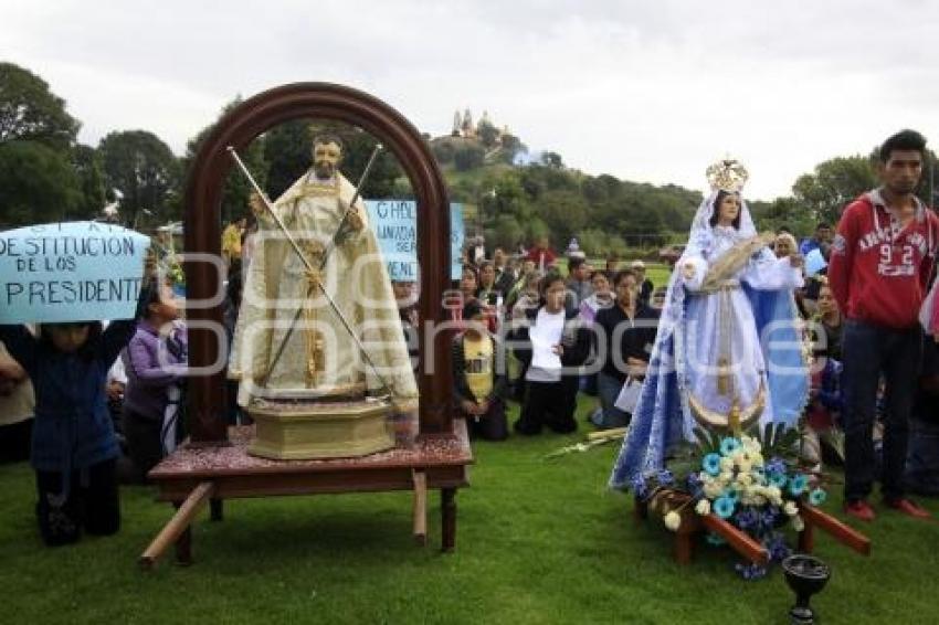 CHOLULA . MANIFESTACIÓN