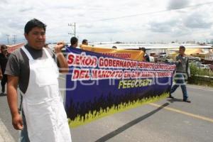 MANIFESTACIÓN AUTOPISTA PUE - MEX