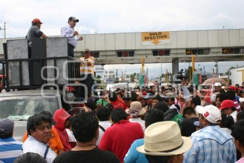 MANIFESTACIÓN AUTOPISTA PUE - MEX