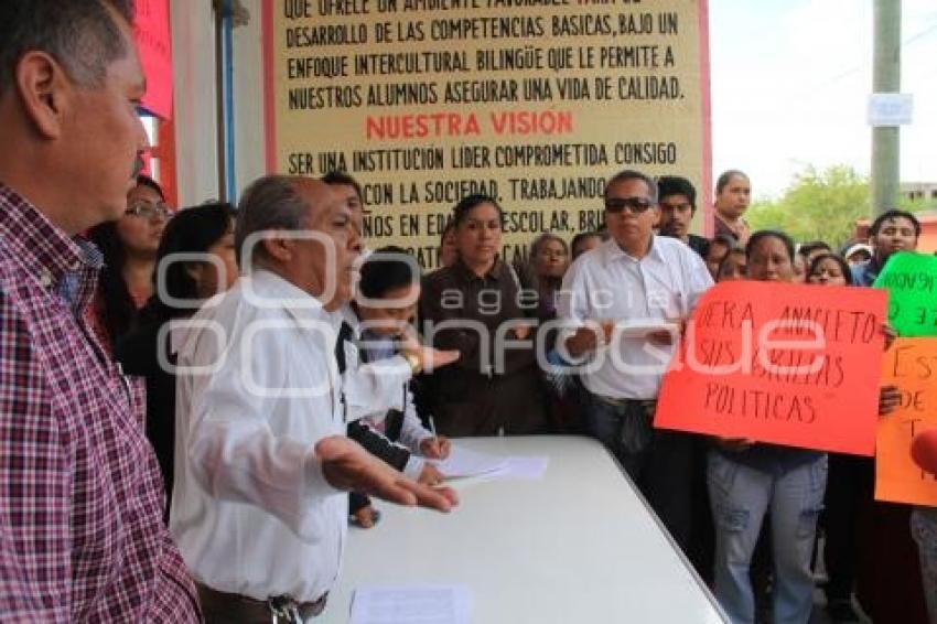 TEHUACÁN . MANIFESTACIÓN