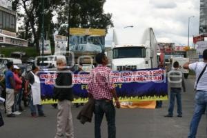 MANIFESTACIÓN AUTOPISTA PUE - MEX