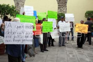 TEHUACÁN . MANIFESTACIÓN BAMPECO