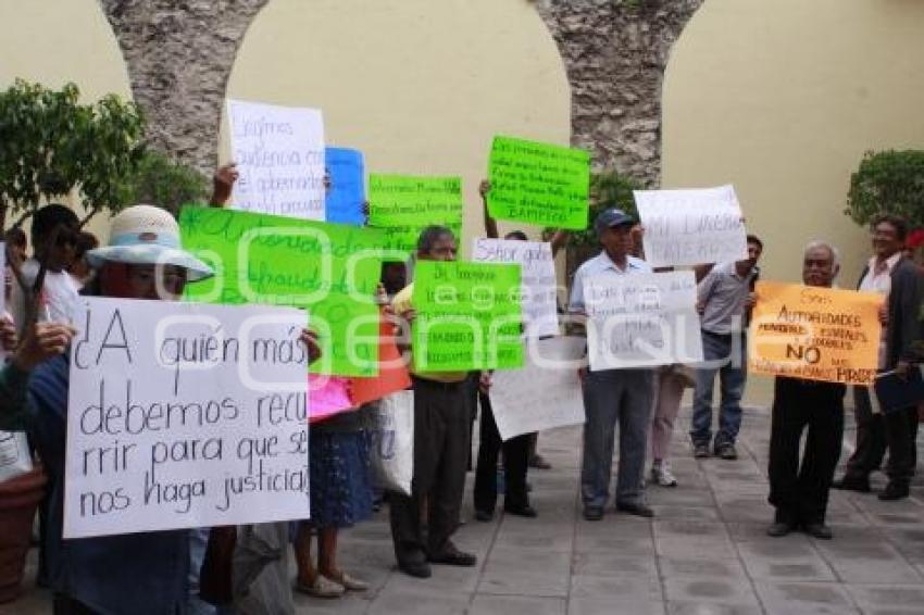 TEHUACÁN . MANIFESTACIÓN BAMPECO